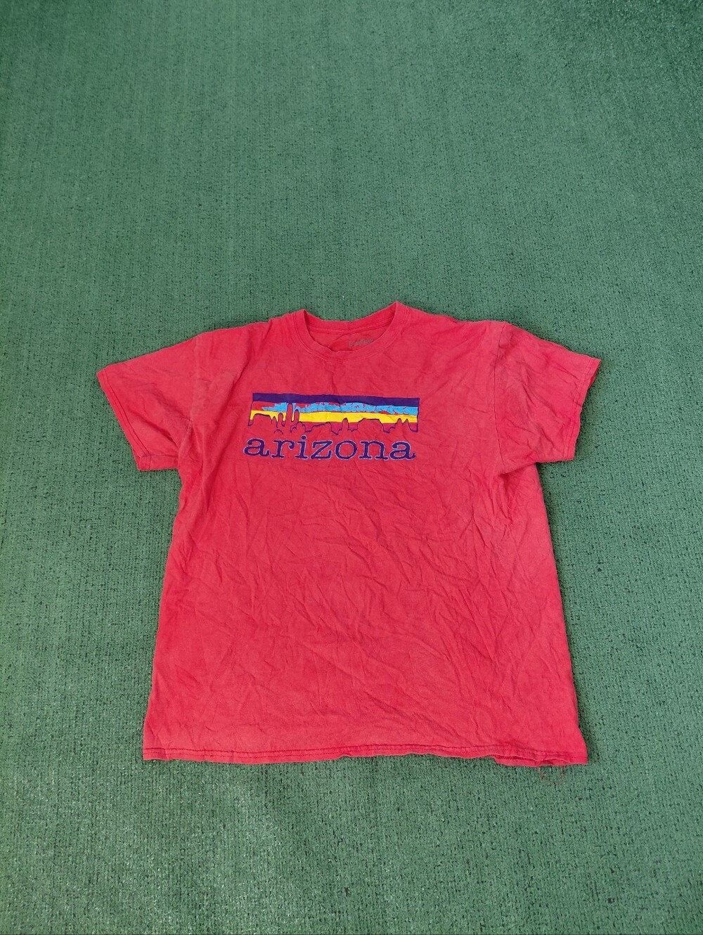 Carbon Arizona Desert Skyline Travel Destination Red T Shirt Sz XL